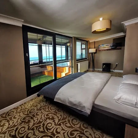 Hotel My &