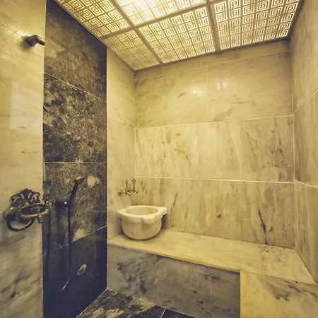 Hotel My 2*
