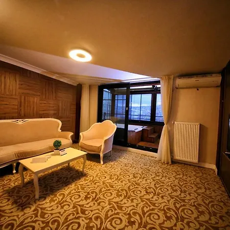 Hotel My