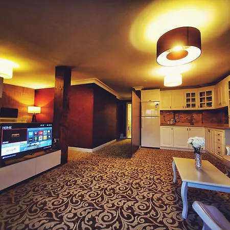 Hotel My 2*