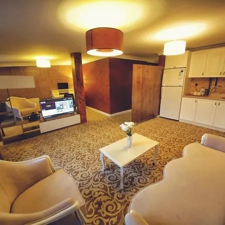 Hotel My